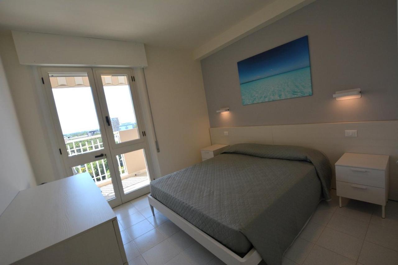 Lignano Pineta With Sea View Apartment Lignano Sabbiadoro Exterior photo