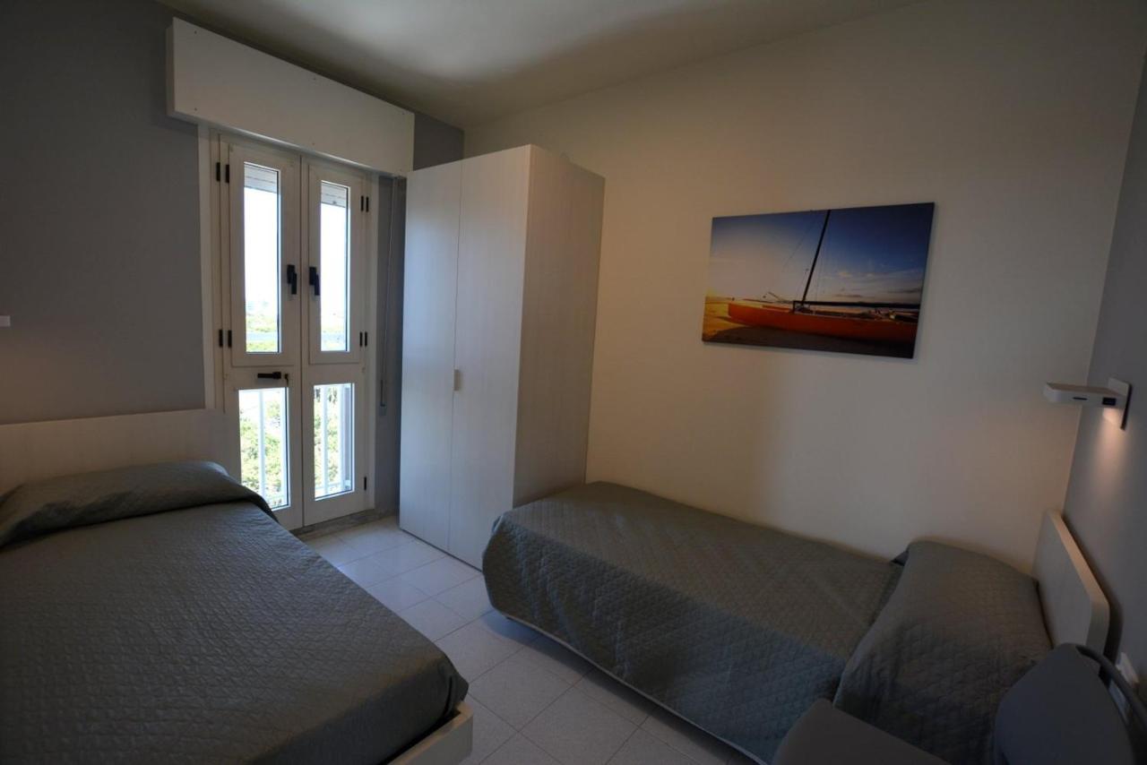 Lignano Pineta With Sea View Apartment Lignano Sabbiadoro Exterior photo